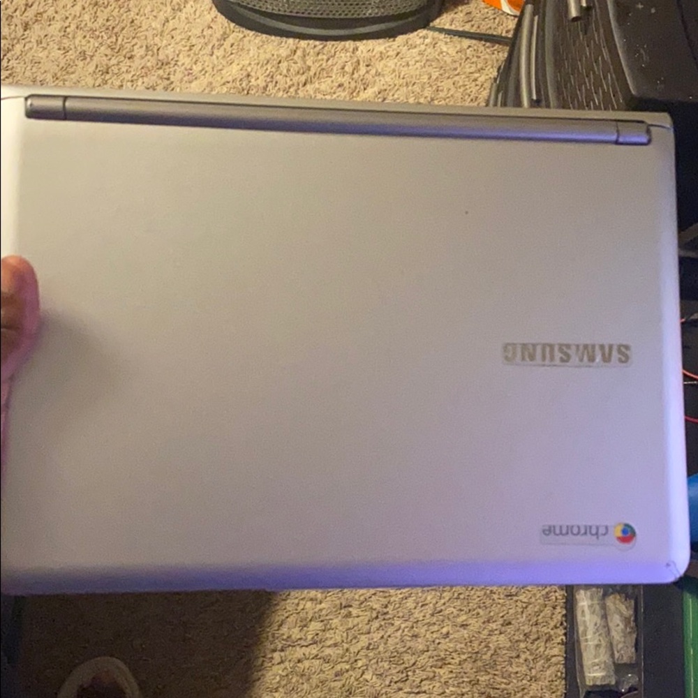 Samsung chrome laptop
